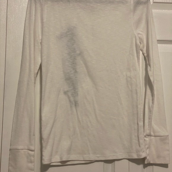 Aeropostale long sleeves - Picture 2 of 5